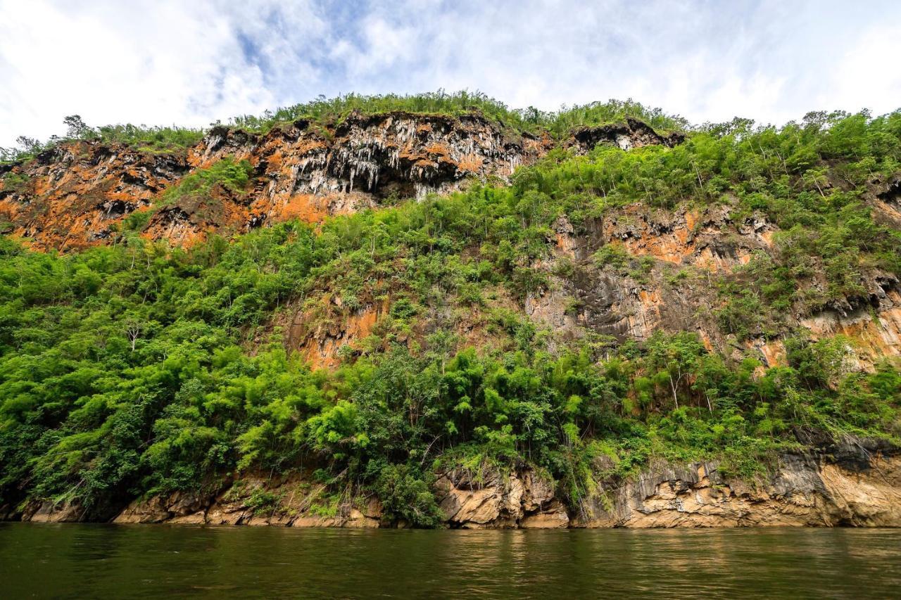 The Float House River Kwai Sai Yok Ngoại thất bức ảnh